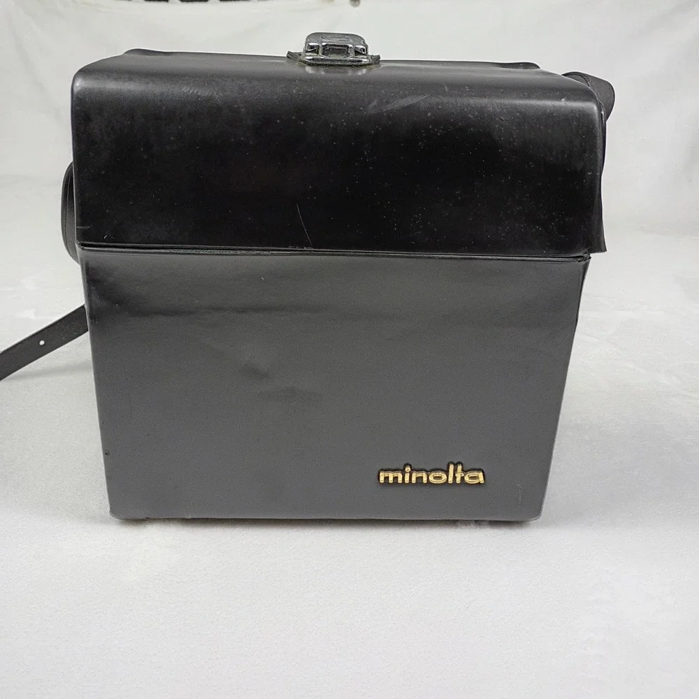 Minolta Vintage Hard Shell Camera Bag Black Red Corduroy Lining‎ Made in Japan